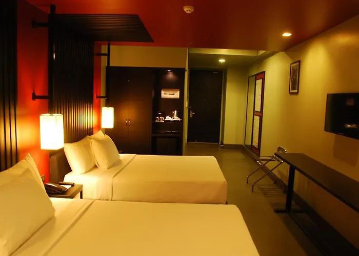 Amelie Manila