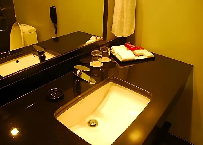 Hotel Amelie 3*